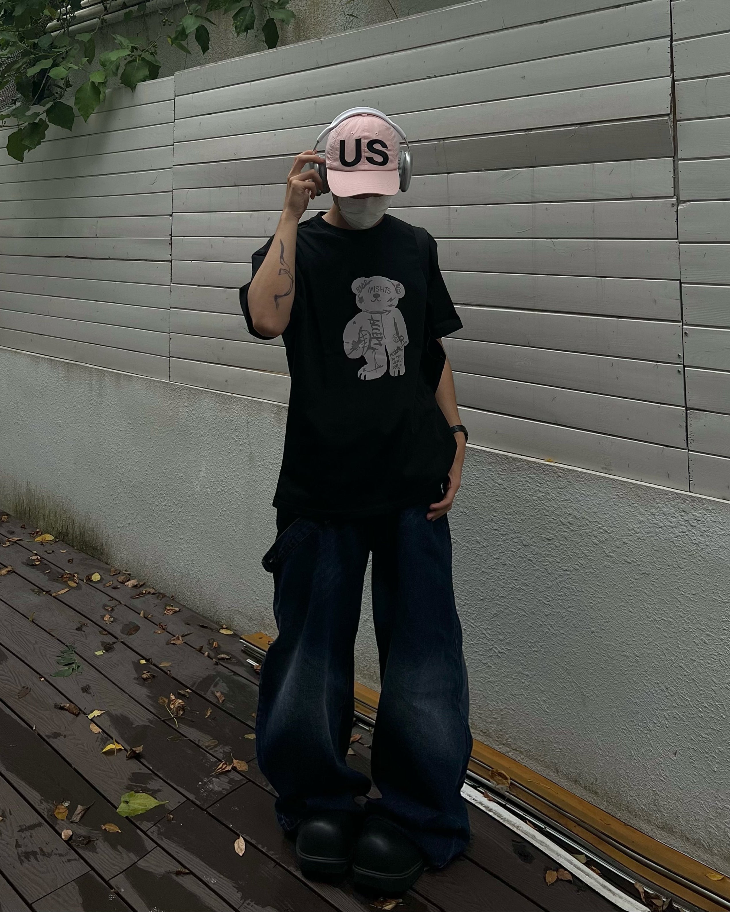 Kiss of light - Heavyweight Oversized Tee - White or Black