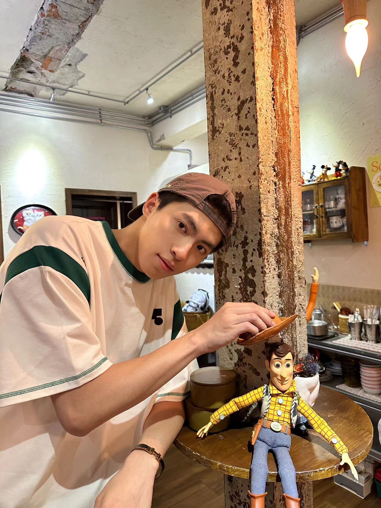 Left and right - Heavyweight Oversized Tee - White