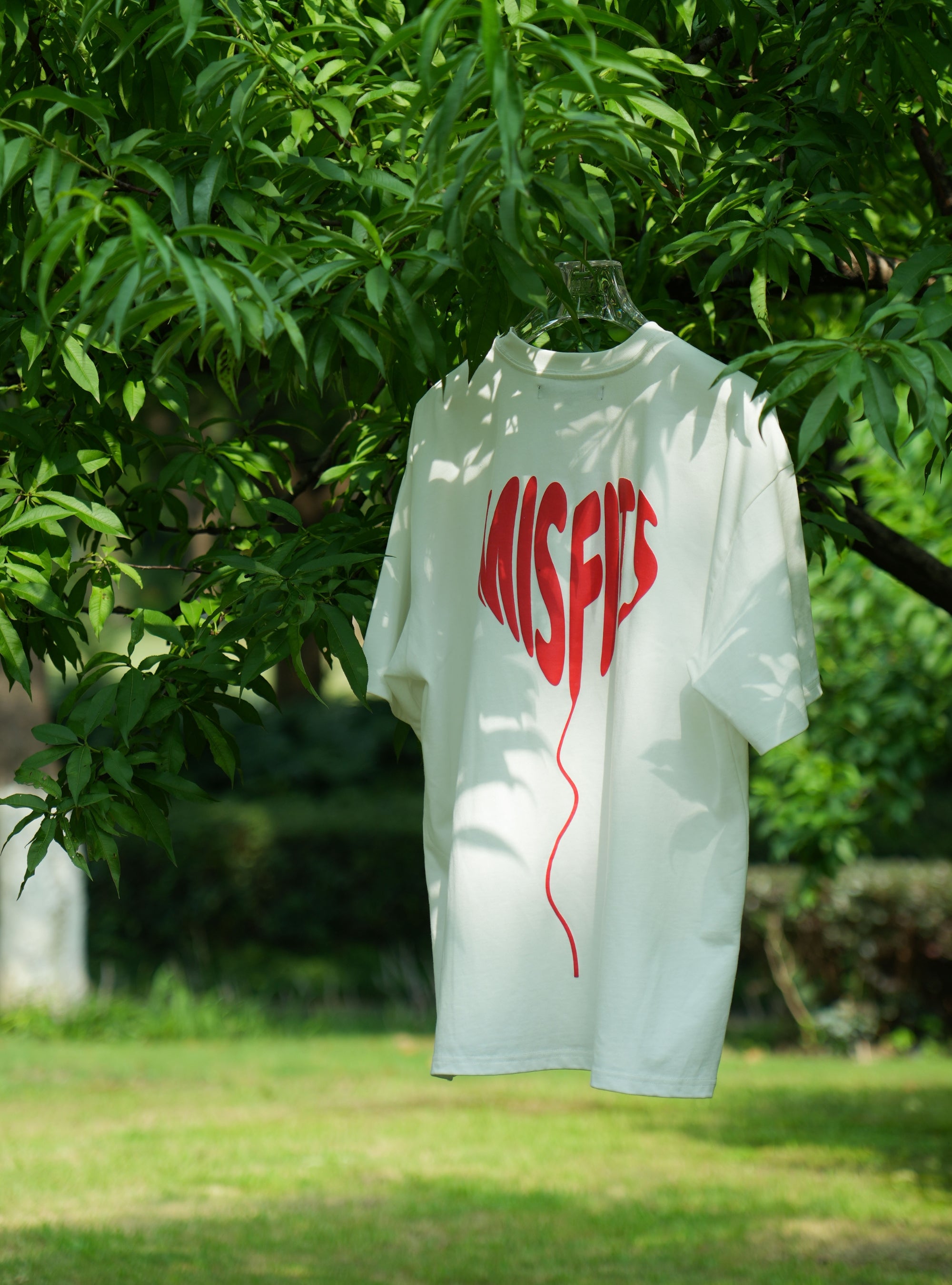 Love Balloon – Heavyweight Oversized Unisex Tee – White / Black