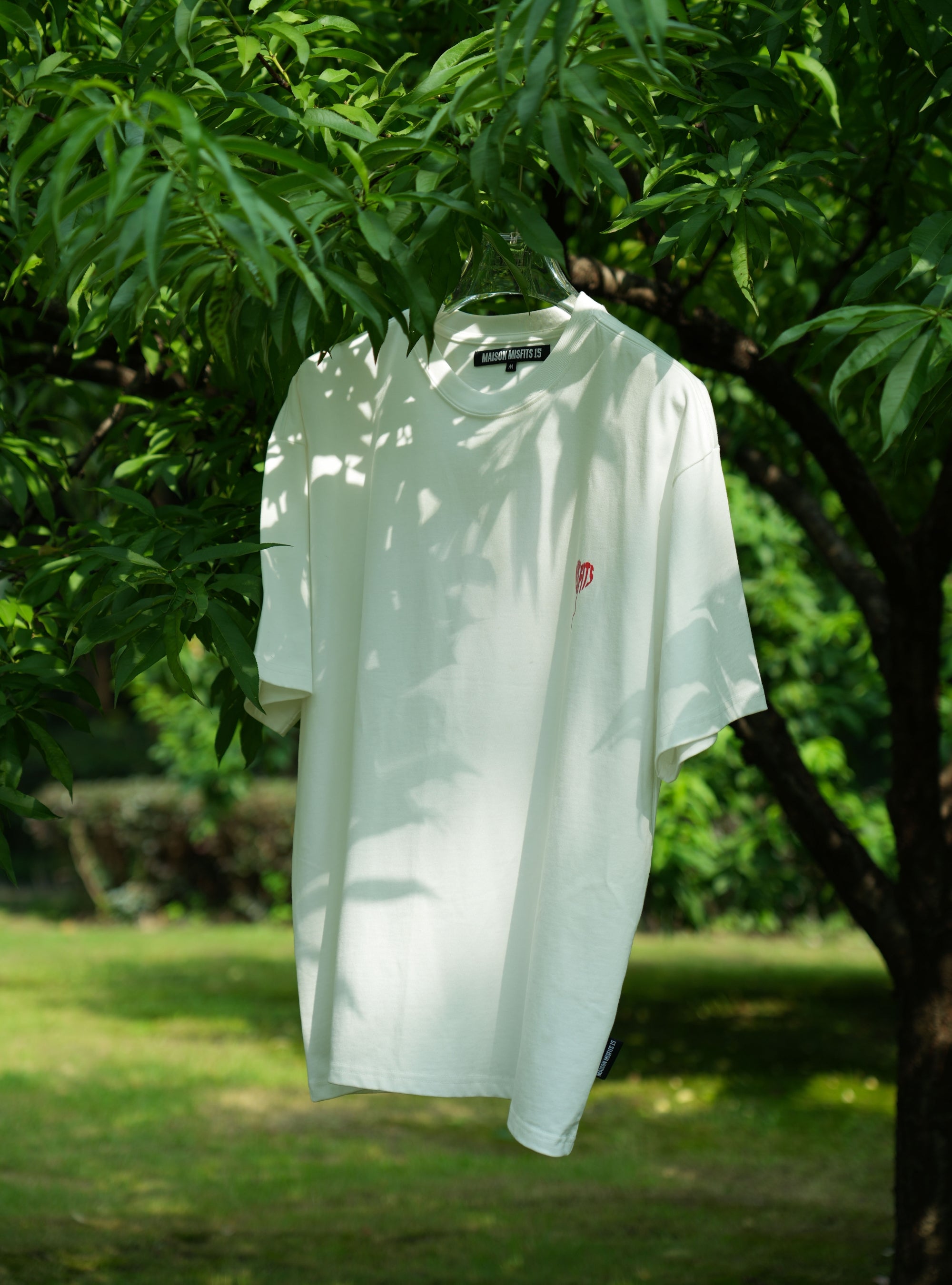 Love Balloon – Heavyweight Oversized Unisex Tee – White / Black