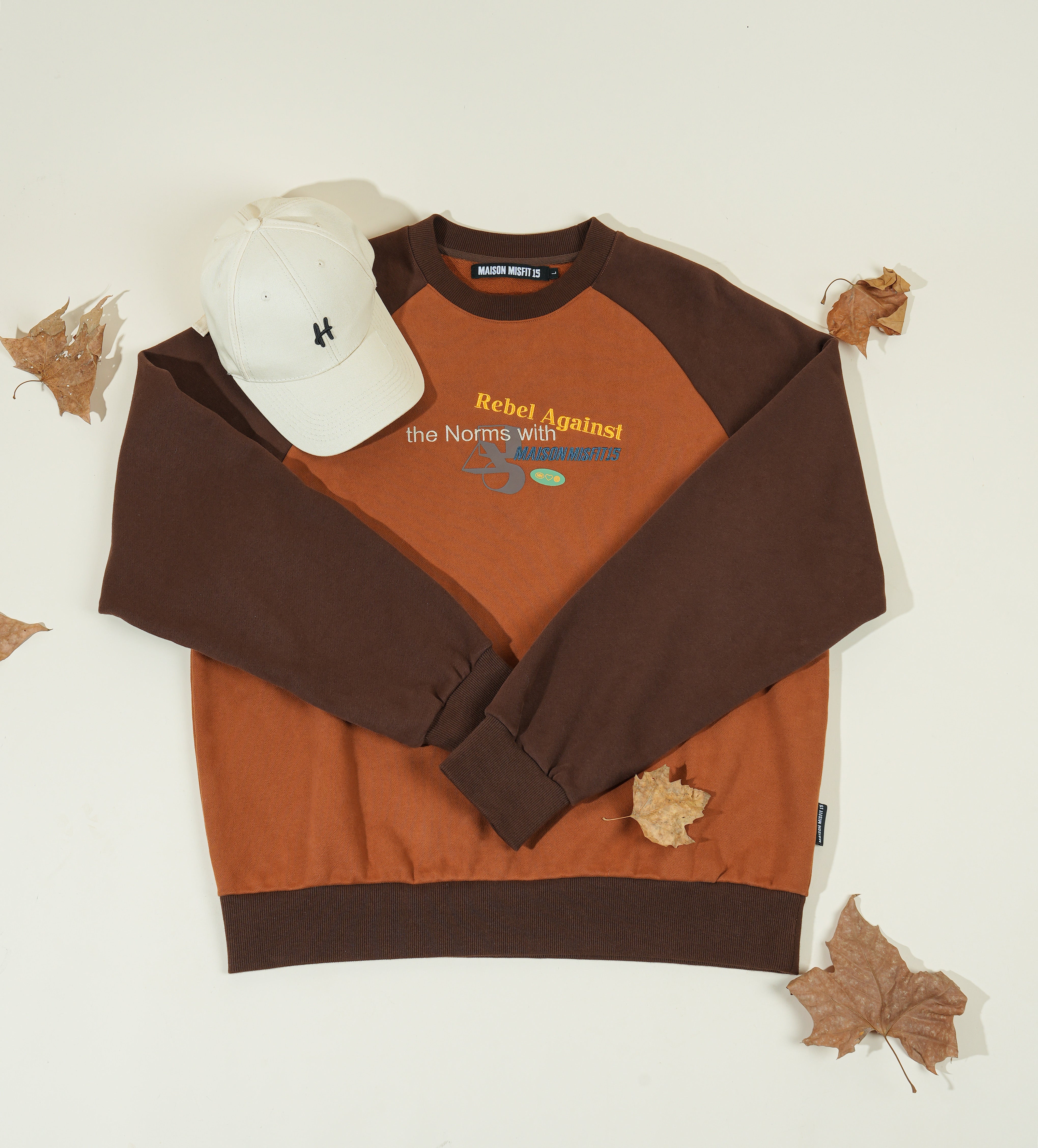 Rebel Regular - Sweatshirt - Brown/Orange