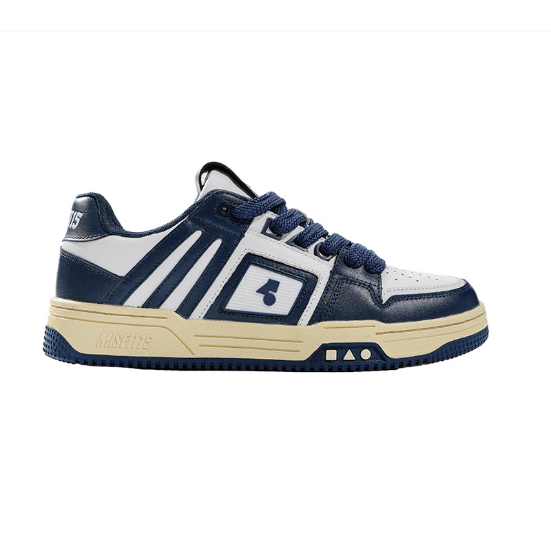 M001 - Sneaker - Navy